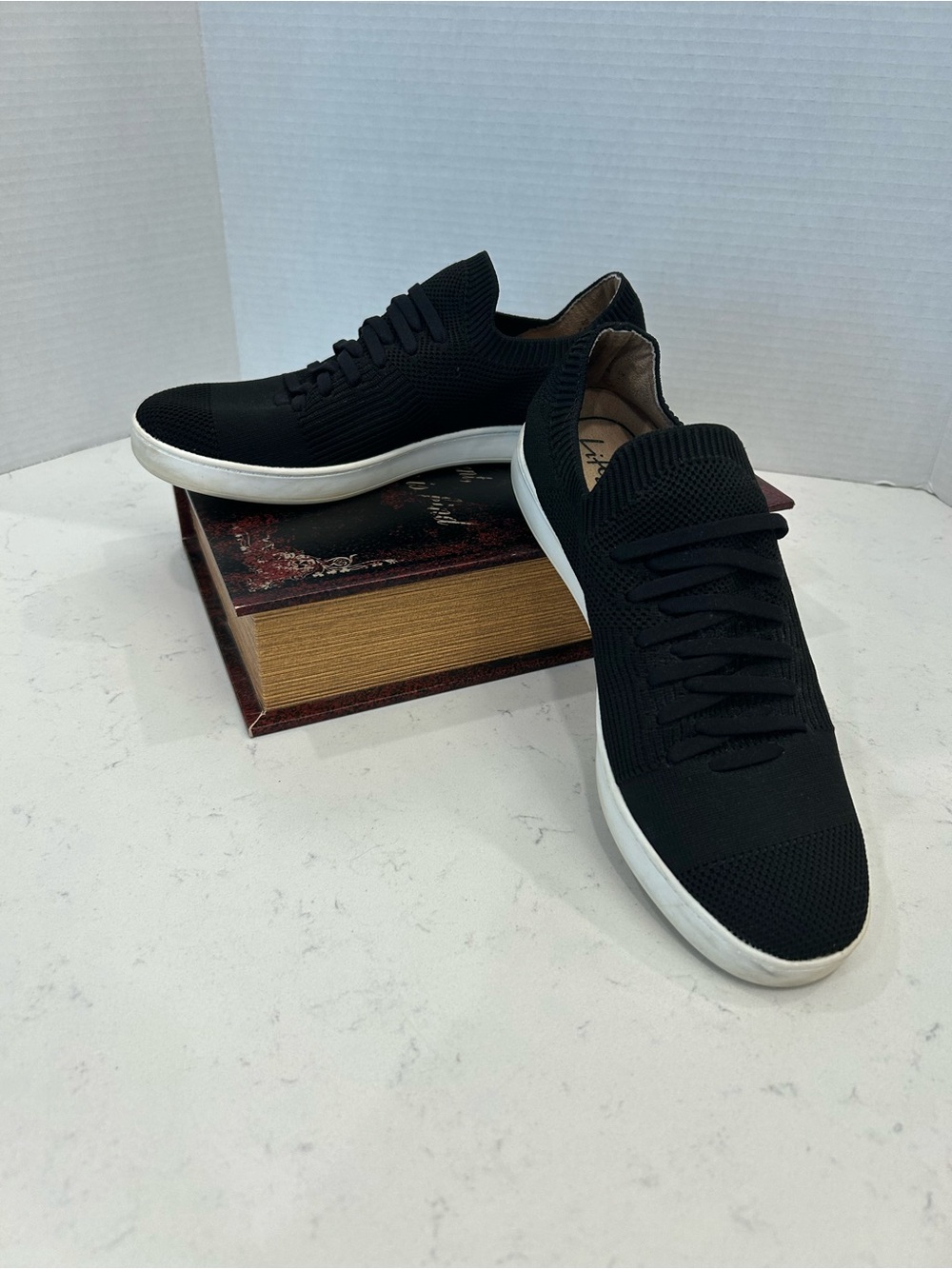 Life Stride Black Knit Women's Athletic Sneakers